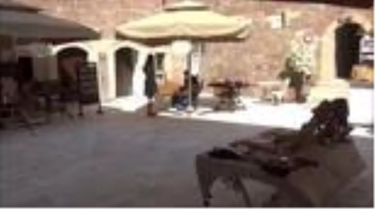 Üretilen el sanatı eserler görücüye çıktı