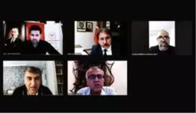 Vakaların arttığı Çankırı'da maske var, sosyal mesafe yok Vakaların arttığı Çankırı'da maske var, sosyal mesafe yok