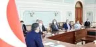 Tuzla: VALİ YERLİKAYA OSB TEMSİLCİLERİYLE KADEMELİ MESAİ DÜZENLEMESİ TOPLANTISINDA BULUŞTU Tuzla: VALİ YERLİKAYA OSB TEMSİLCİLERİYLE KADEMELİ MESAİ DÜZENLEMESİ TOPLANTISINDA BULUŞTU