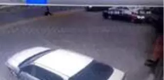 Onikişubat: 14 yaşındaki Ahmet Eren'in vurulduğu o anların kamera görüntüleri ortaya çıktı Onikişubat: 14 yaşındaki Ahmet Eren'in vurulduğu o anların kamera görüntüleri ortaya çıktı
