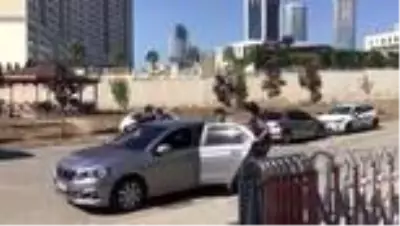Ataşehir'de uyuşturucu operasyonunda 3 şüpheli yakalandı Ataşehir'de uyuşturucu operasyonunda 3 şüpheli yakalandı