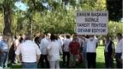 (Havadan fotoğraflarla) İBB önünde servisçilerden protesto (Havadan fotoğraflarla) İBB önünde servisçilerden protesto