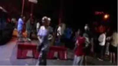 Son dakika haberi! İzmir'de iki grup arasında silahlı kavga: 1 ölü, 2'si ağır 3 yaralı Son dakika haberi! İzmir'de iki grup arasında silahlı kavga: 1 ölü, 2'si ağır 3 yaralı
