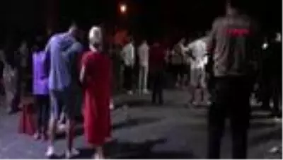 Son dakika haberi! İzmir'de iki grup arasında silahlı kavga: 1 ölü, 2'si ağır 3 yaralı Son dakika haberi! İzmir'de iki grup arasında silahlı kavga: 1 ölü, 2'si ağır 3 yaralı