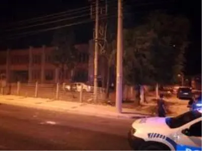 Son dakika haberleri! İzmir'de vatandaşın 250 bin lirasını gasp ederek kaçan şahıslar kaza geçirdi