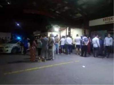 İzmir'deki silahlı kavgada ölü sayısı 2'ye çıktı İzmir'deki silahlı kavgada ölü sayısı 2'ye çıktı