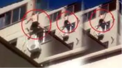 Korku dolu anlar kamerada! Pencereye tırmanırken 7'nci kattan düşüp öldü Korku dolu anlar kamerada! Pencereye tırmanırken 7'nci kattan düşüp öldü