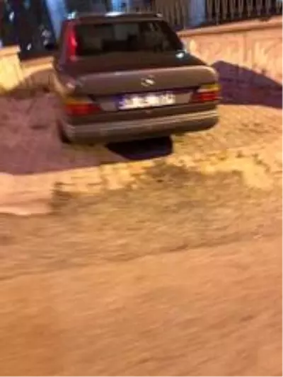 Lüks araçları 15 saniyede çalan çete çökertildi Lüks araçları 15 saniyede çalan çete çökertildi