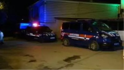 Miras kavgası yüzünden kahvehanede kan aktı! Eniştesini gözünü kırpmadan öldürüp 3 kişiyi yaraladı Miras kavgası yüzünden kahvehanede kan aktı! Eniştesini gözünü kırpmadan öldürüp 3 kişiyi yaraladı