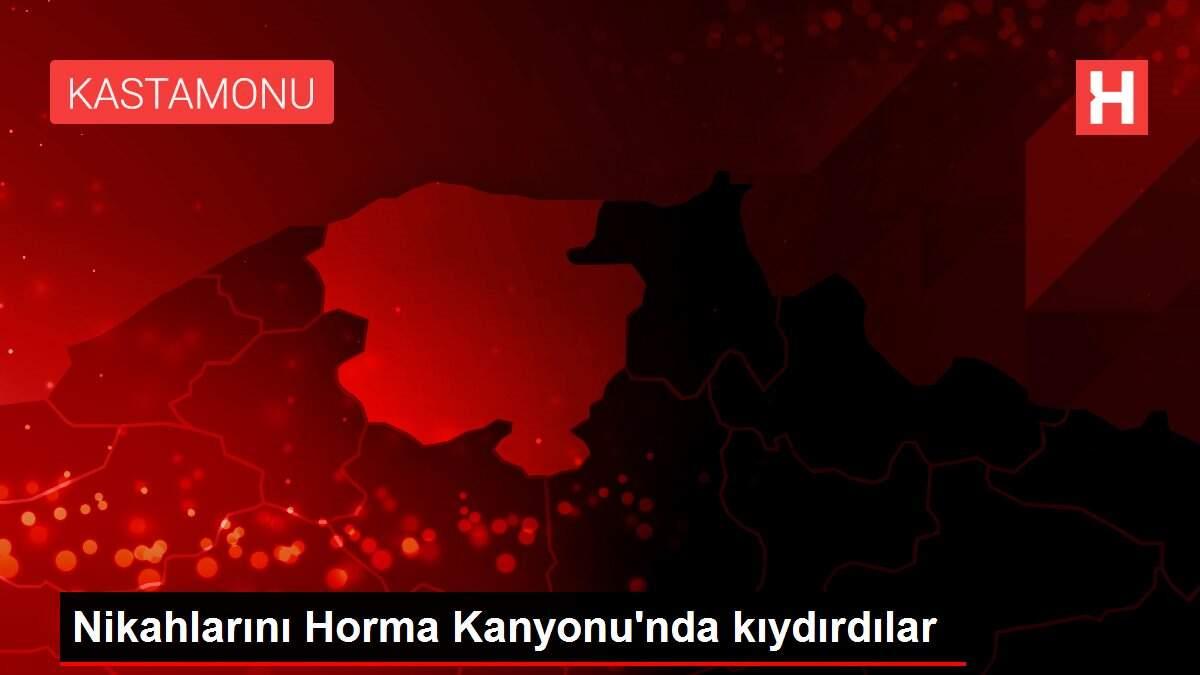 Nikahlarını Horma Kanyonu'nda kıydırdılar Nikahlarını Horma Kanyonu'nda kıydırdılar