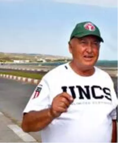 Jeofizik Mühendisi Prof. Dr. Ahmet Ercan: Marmara, 2,5 metre Yunanistan'a kayacak Jeofizik Mühendisi Prof. Dr. Ahmet Ercan: Marmara, 2,5 metre Yunanistan'a kayacak