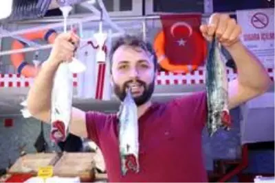 600 gramlık palamut 10 TL'den satılıyor 600 gramlık palamut 10 TL'den satılıyor