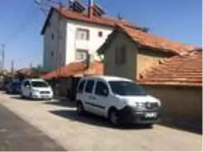 Bahçedeki tartışma kanlı bitti! 87 yaşındaki adam eşini öldürüp intihar etti Bahçedeki tartışma kanlı bitti! 87 yaşındaki adam eşini öldürüp intihar etti