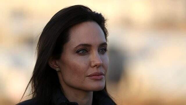 Angeline Jolie filmleri nelerdir? Angeline Jolie kimdir? Angeline Jolie aslen nerelidir? Angeline Jolie 'nin filmleri hangileridir? Angeline Jolie filmleri nelerdir? Angeline Jolie kimdir? Angeline Jolie aslen nerelidir? Angeline Jolie 'nin filmleri hangileridir?