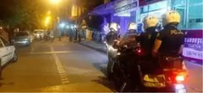 Bıçaklı şakalaşma kanlı bitti Bıçaklı şakalaşma kanlı bitti