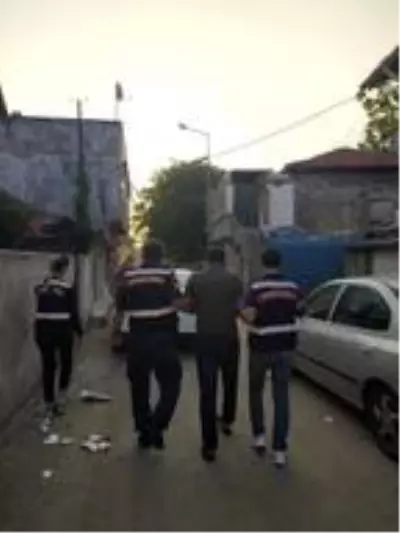 Bursa'da, El Nusra terör örgütünün emiri yakalandı Bursa'da, El Nusra terör örgütünün emiri yakalandı