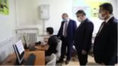 Çubuk Kaymakamı Keleş, EBA destek noktalarını inceledi Çubuk Kaymakamı Keleş, EBA destek noktalarını inceledi