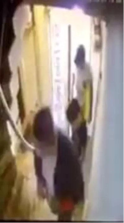 Evlerine giren hırsızlar yüzünden koronavirüse yakalanan çift, isyan etti Evlerine giren hırsızlar yüzünden koronavirüse yakalanan çift, isyan etti
