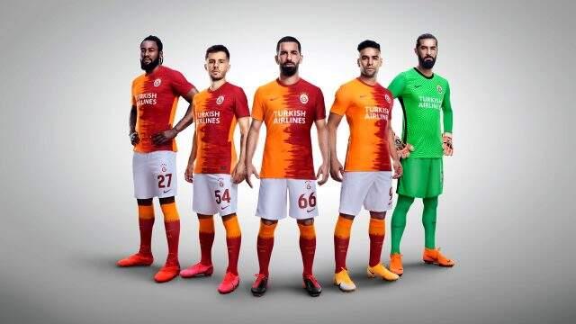 Galatasaray'ın Avrupa kupalarındaki forma sponsoru Türk Hava Yolları oldu Galatasaray'ın Avrupa kupalarındaki forma sponsoru Türk Hava Yolları oldu