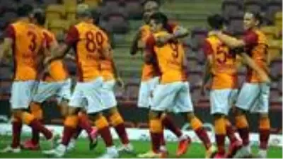 Galatasaray'ın Avrupa kupalarındaki forma sponsoru Türk Hava Yolları oldu Galatasaray'ın Avrupa kupalarındaki forma sponsoru Türk Hava Yolları oldu