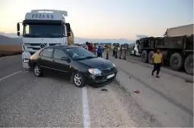 7 aracın karıştığı zincirleme kazada 1 asteğmen hayatını kaybederken 6 kişi de yaralandı 7 aracın karıştığı zincirleme kazada 1 asteğmen hayatını kaybederken 6 kişi de yaralandı