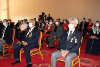 Hatay'da, şehit yakınları ve gazilere Devlet Övünç Madalyası ve Beratı