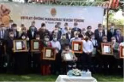 Son dakika gündem: Kahramanmaraş'ta 23 şehit yakını ve gaziye 'Devlet Övünç Madalyası' verildi Son dakika gündem: Kahramanmaraş'ta 23 şehit yakını ve gaziye 'Devlet Övünç Madalyası' verildi