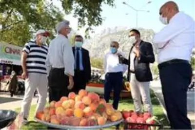 Kaymakam Çelik, 'Zorunlu olduğu için değil, sevdiklerinizin sağlığı için kurallara uyun' Kaymakam Çelik, 'Zorunlu olduğu için değil, sevdiklerinizin sağlığı için kurallara uyun'