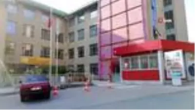 Kız Anadolu İmam Hatip Lisesi'nden korona virüs şoku: 23 öğrenci ve 5 öğretmen karantinada Kız Anadolu İmam Hatip Lisesi'nden korona virüs şoku: 23 öğrenci ve 5 öğretmen karantinada