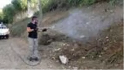 Mahallelinin yılan ve akrep korkusu (2) Mahallelinin yılan ve akrep korkusu (2)
