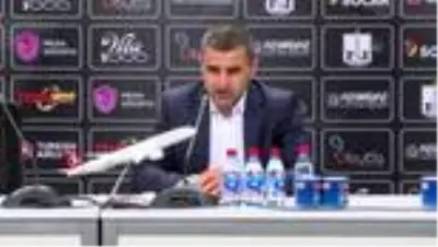 Neftçi-Galatasaray maçının ardından - Füzuli Memmedov Neftçi-Galatasaray maçının ardından - Füzuli Memmedov