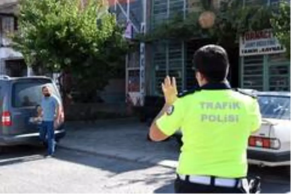 Nevşehir'de maske takmayan 13 kişiye para cezası kesildi