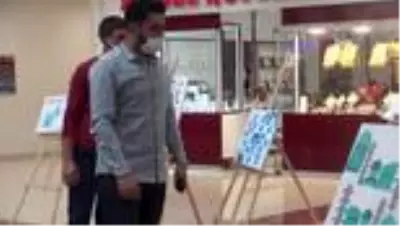 Otizmli mülteci çocuklar için resim sergisi Otizmli mülteci çocuklar için resim sergisi