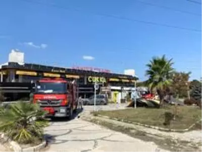 Son dakika! Sakarya'da bulunan bir işletmede çıkan yangın kısa süreli paniğe neden oldu Son dakika! Sakarya'da bulunan bir işletmede çıkan yangın kısa süreli paniğe neden oldu