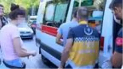 Sevgilisini bıçaklayan genç kız, hiçbir şey olmamış gibi başında bekledi