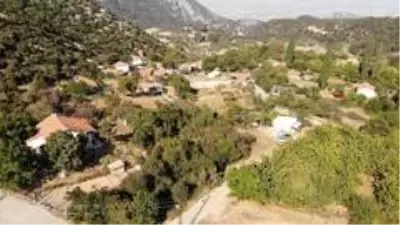 Şehzadelerin tedavi edildiği topraklarda şifayı buldu! Yatalak olarak geldiği mahallenin muhtarı oldu Şehzadelerin tedavi edildiği topraklarda şifayı buldu! Yatalak olarak geldiği mahallenin muhtarı oldu