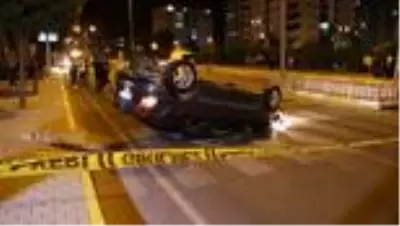 Takla atan otomobildeki 1 kişi yaralandı Takla atan otomobildeki 1 kişi yaralandı