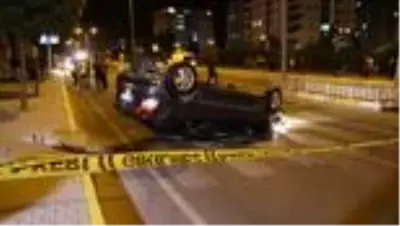 Takla atan otomobildeki 1 kişi yaralandı Takla atan otomobildeki 1 kişi yaralandı
