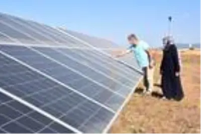 İki çocuk annesi, aldığı hibeyle güneş enerjisi santrali kurarak eşinin 20 yıllık hayalini gerçekleştirdi İki çocuk annesi, aldığı hibeyle güneş enerjisi santrali kurarak eşinin 20 yıllık hayalini gerçekleştirdi