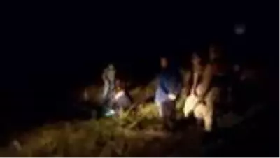 Yakıt taşıyan tanker ve ATV motoru devrildi: 3 yaralı Yakıt taşıyan tanker ve ATV motoru devrildi: 3 yaralı