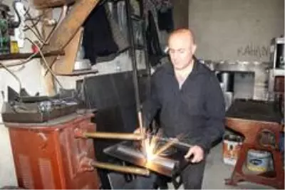 Yeri dolmayan sobaların üretimi başladı Yeri dolmayan sobaların üretimi başladı