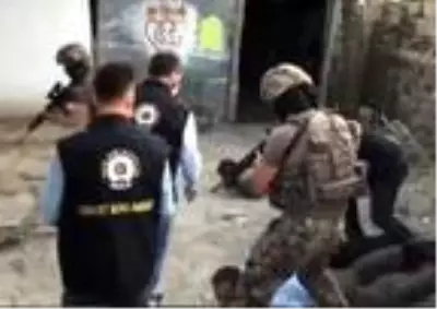 2 çocuğu dolaba kilitleyip anneye 1 saat işkence yapan maskeli soyguncular akraba çıktı 2 çocuğu dolaba kilitleyip anneye 1 saat işkence yapan maskeli soyguncular akraba çıktı