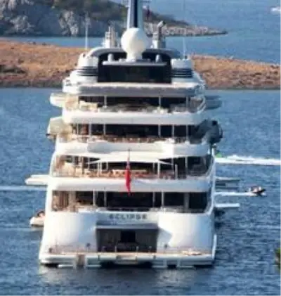 Abramoviç'in Bodrum sefası sürüyor Abramoviç'in Bodrum sefası sürüyor