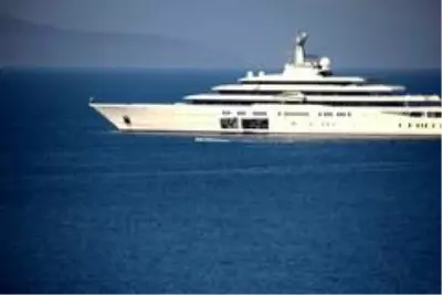 Abramoviç'in Bodrum sefası sürüyor Abramoviç'in Bodrum sefası sürüyor