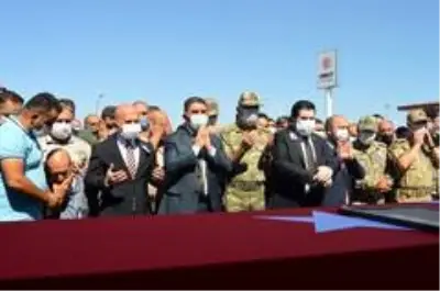 Ağrı şehidini son yolculuğuna uğurladı Ağrı şehidini son yolculuğuna uğurladı
