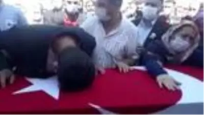 Ağrı şehidini son yolculuğuna uğurladı Ağrı şehidini son yolculuğuna uğurladı