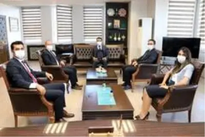 Ahlat Kaymakamı Fikret Dağ'a hayırlı olsun ziyaretleri Ahlat Kaymakamı Fikret Dağ'a hayırlı olsun ziyaretleri
