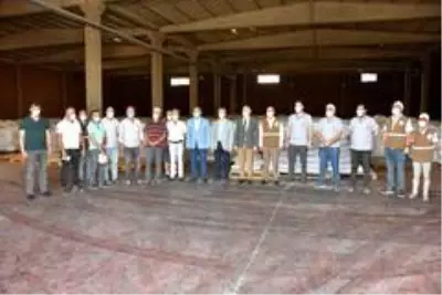 AK Partili Baybatur, üzüm üreticileriyle bir araya geldi AK Partili Baybatur, üzüm üreticileriyle bir araya geldi
