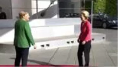 Almanya Başbakanı Merkel, Avrupa Komisyonu Başkanı Leyen ile görüştü Almanya Başbakanı Merkel, Avrupa Komisyonu Başkanı Leyen ile görüştü