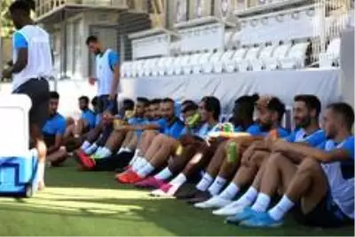 Ankara Keçiörengücü'nde, Başkan Sedat Tahiroğlu'ndan baklavalı moral Ankara Keçiörengücü'nde, Başkan Sedat Tahiroğlu'ndan baklavalı moral